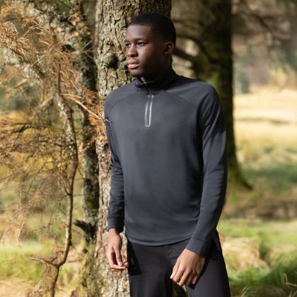 Trespass DLX Men's Long Sleeve Top Damian in BLACK, Front view on mannequin