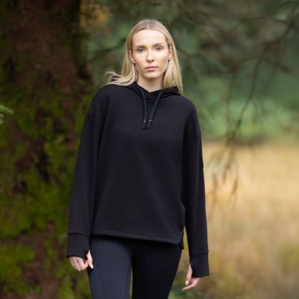 Womens Hooded Top Hilde in Black, Front view on mannequin