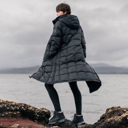 Women's DLX Down Jacket Mering in BLACK, Front view on mannequin